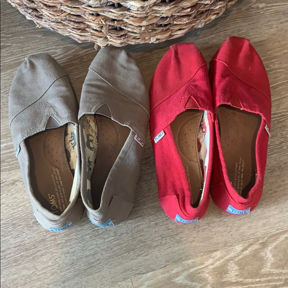 Toms - Picture 3 of 7